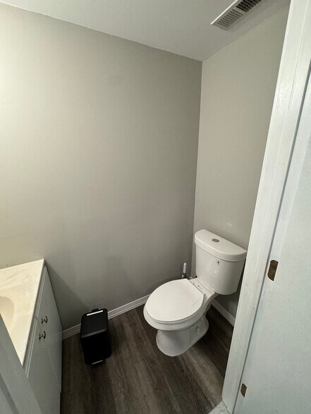 More Photos Of 2895 Hamilton Blvd, Allentown Medical For Sale