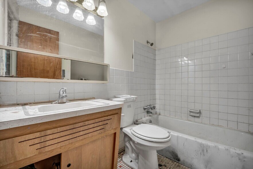 More Photos Of 818-850 S Green Rd, South Euclid Apartments For Sale