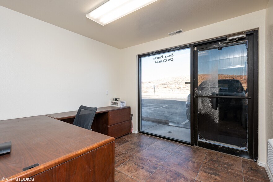 More Photos Of 620 N 1100 E, Saint George Warehouse For Sale