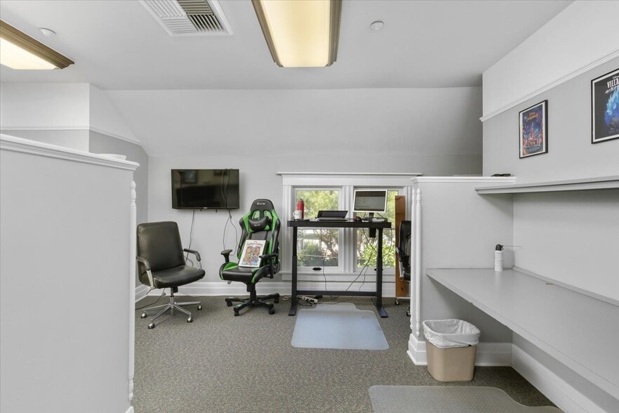 More Photos Of 136-140 W 3rd Ave, Escondido Office For Sale