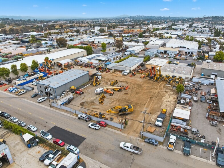 More Photos Of 540 Enterprise St, Escondido Warehouse For Lease