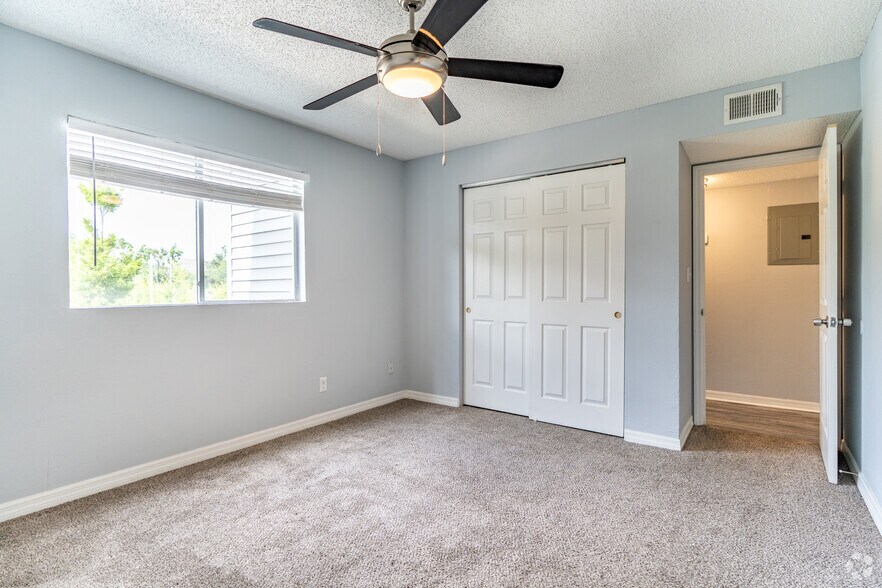 More Photos Of 4610 N Armenia Ave, Tampa Apartments For Sale
