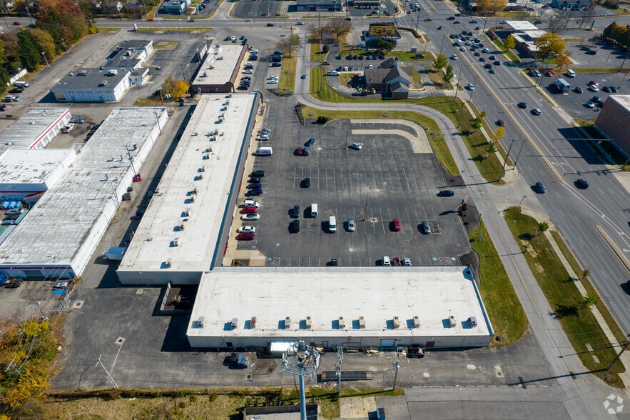 More Photos Of 1452-1518 Morse Rd, Columbus Freestanding For Lease