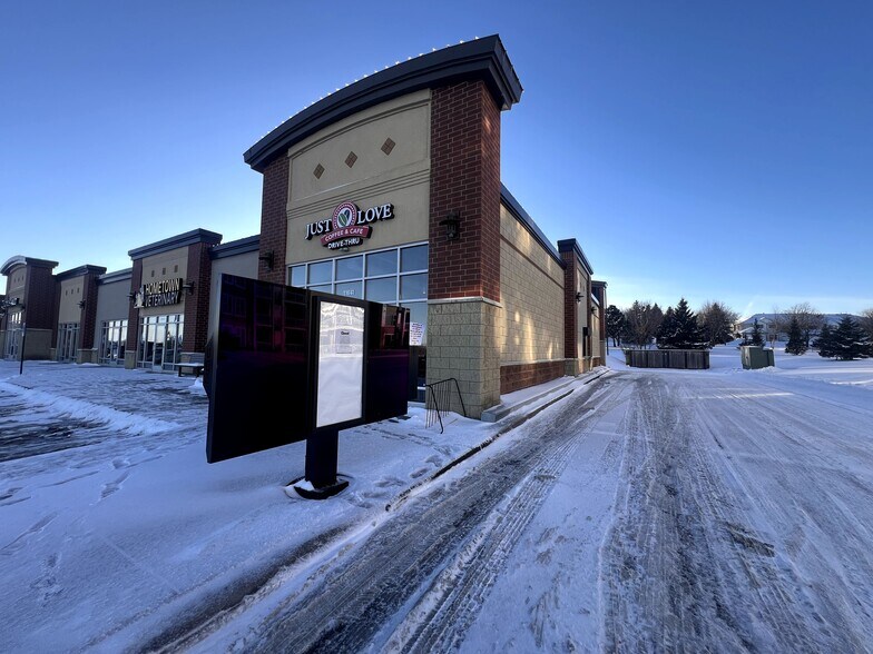 More Photos Of 11565 Theatre Dr, Champlin Unknown For Lease