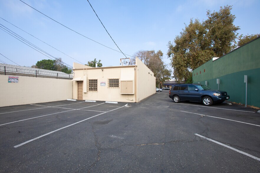 Primary Photo Of 3162 Los Feliz Blvd, Los Angeles Medical For Lease