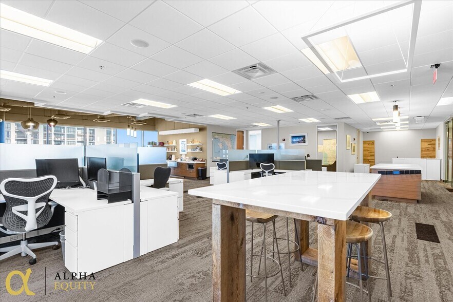 More Photos Of 189 S Orange Ave, Orlando Office Residential For Sale