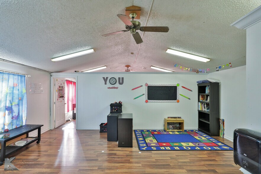 More Photos Of 6000 Buffalo Gap Rd, Abilene Daycare Center For Sale