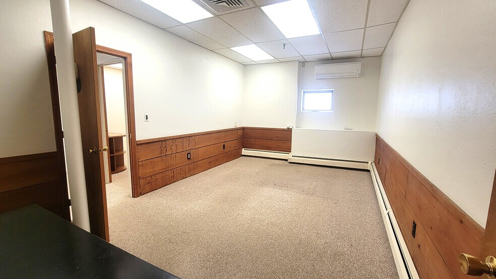 More Photos Of 97 Pleasant St, Claremont Medical For Lease