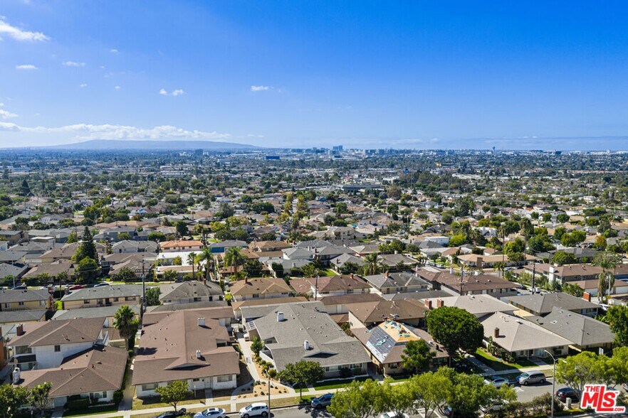 More Photos Of 5044 W Slauson Ave, Los Angeles Apartments For Sale