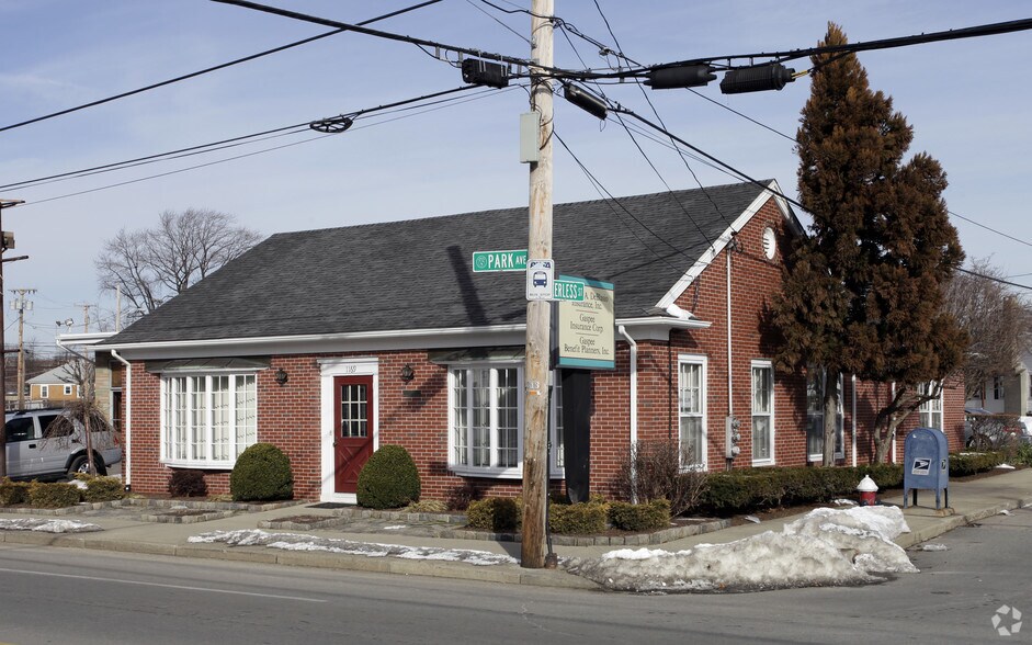 Primary Photo Of 1169 Park Ave, Cranston Office For Lease