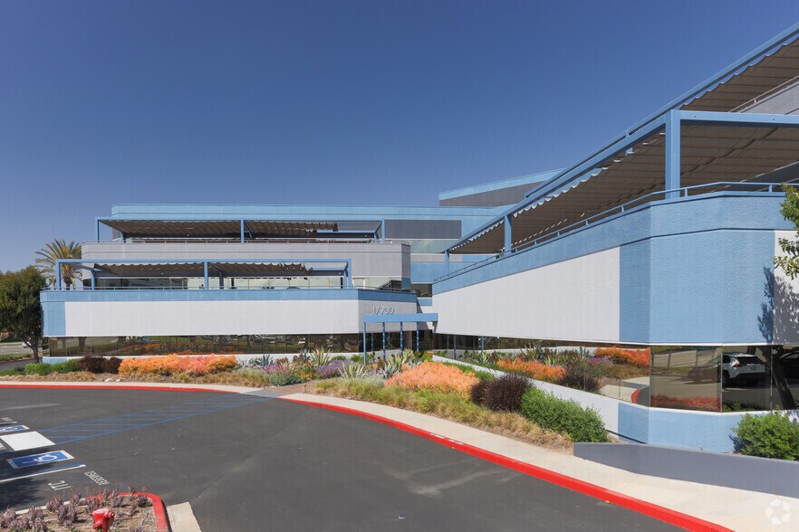 More Photos Of 17900 Von Karman Ave, Irvine Office For Sale