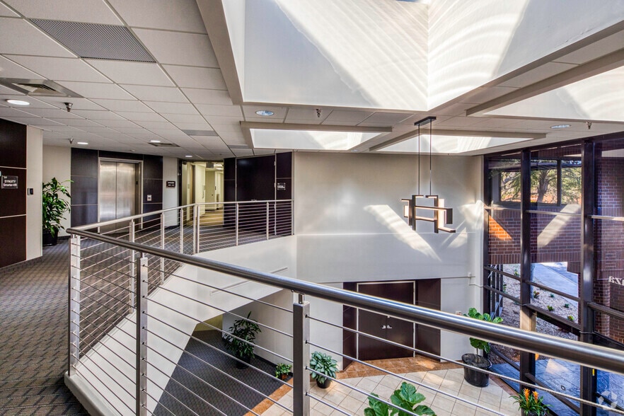 More Photos Of 14497 N Dale Mabry Hwy, Tampa Unknown For Lease