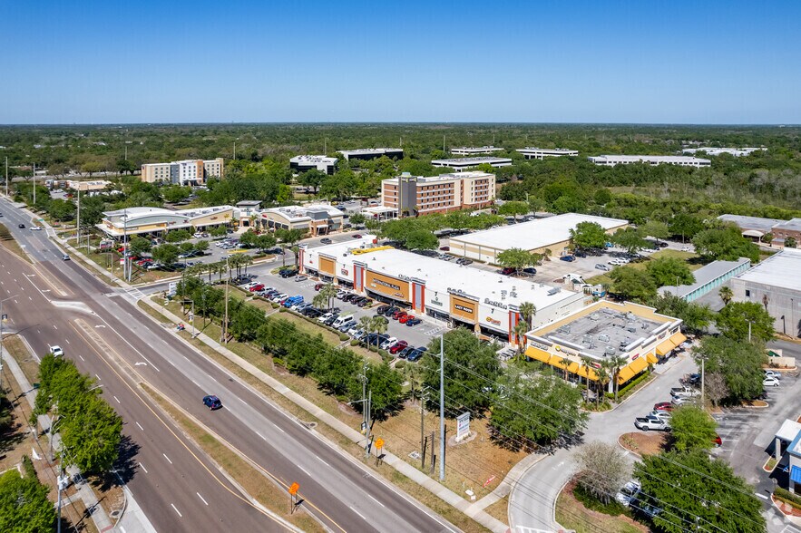 More Photos Of 11551 University Blvd, Orlando General Retail For Lease