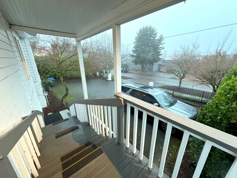 More Photos Of 1415 Commercial St SE, Salem Office For Sale