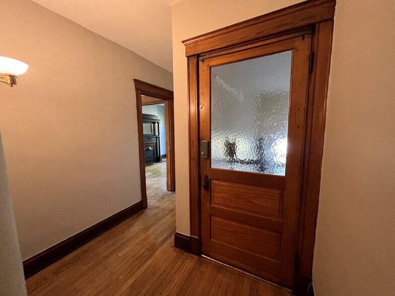 More Photos Of 3825 Eastern Ave, Cincinnati Apartments For Sale