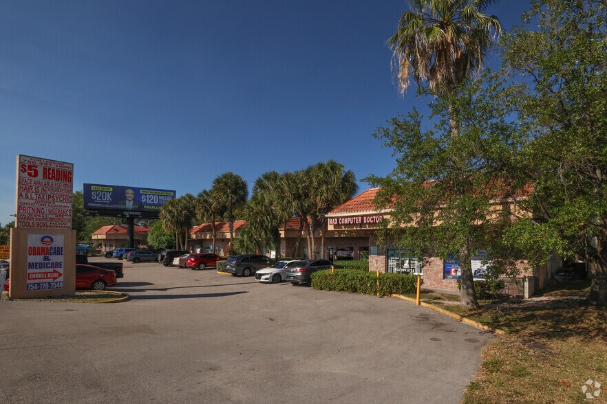Primary Photo Of 5537 N State Road 7, North Lauderdale Unknown For Lease