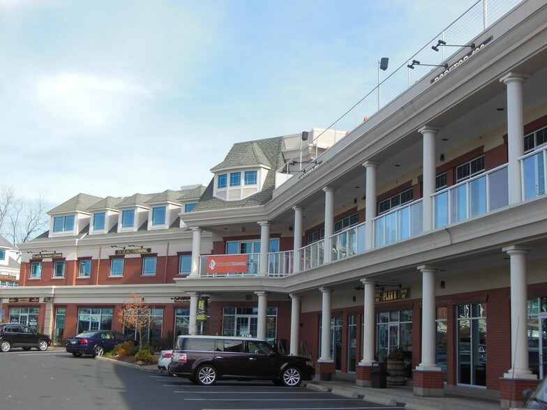 More Photos Of 120 Hebron Ave, Glastonbury Unknown For Lease