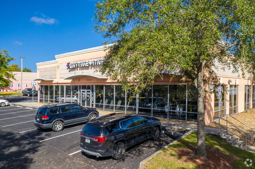 More Photos Of 2560 E 50, Clermont Unknown For Lease