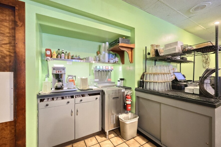 More Photos Of 1 Cherry St, Seven Valleys Storefront Retail Residential For Sale