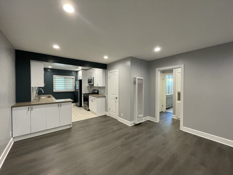 More Photos Of 1224 N Fairfax Ave, West Hollywood Apartments For Sale