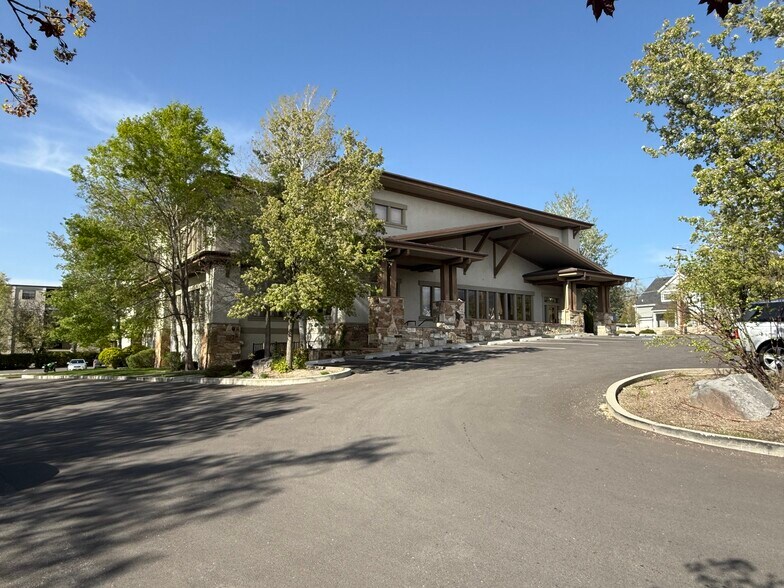 More Photos Of 4252 Highland Dr, Salt Lake City Medical For Lease
