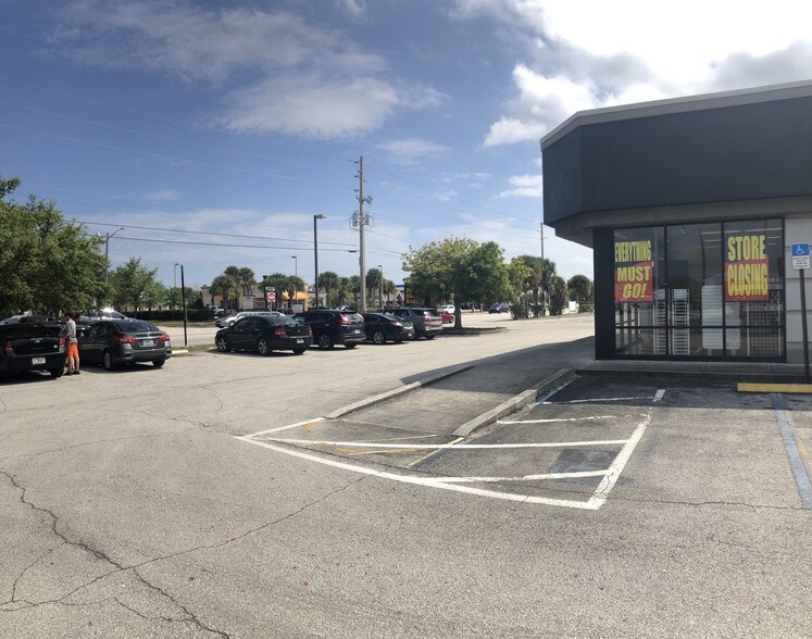 More Photos Of 2061 S US Highway 1, Fort Pierce Freestanding For Lease