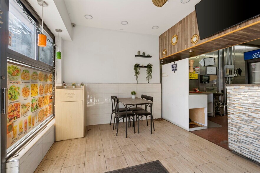 More Photos Of 614 4th Ave, Brooklyn General Retail For Sale