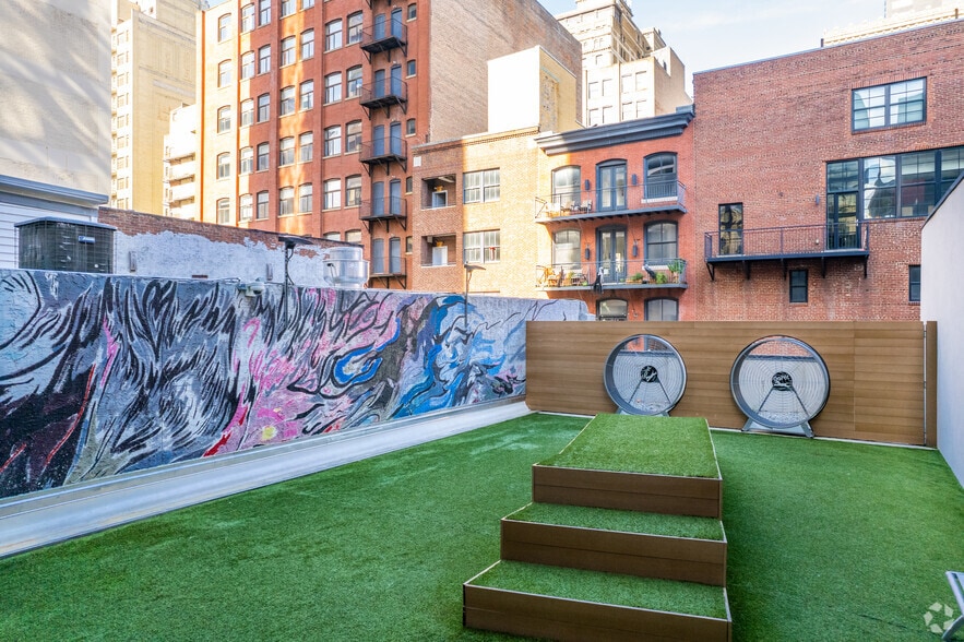 More Photos Of 1213 Walnut St, Philadelphia Apartments For Lease