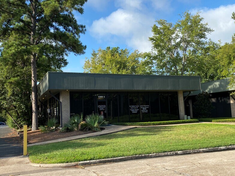 More Photos Of 1388 Stonehollow Dr, Humble Office For Lease