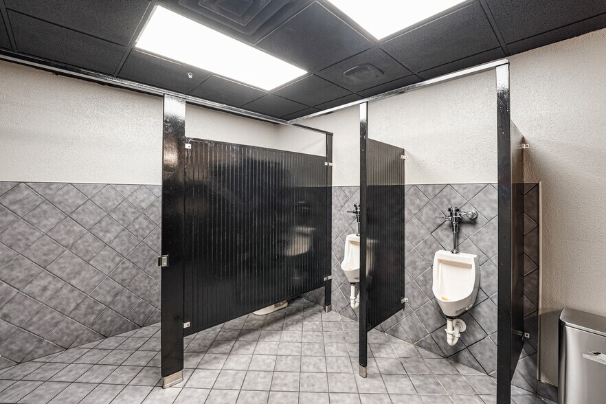 More Photos Of 1240 Fort Bragg Rd, Fayetteville Restaurant For Sale