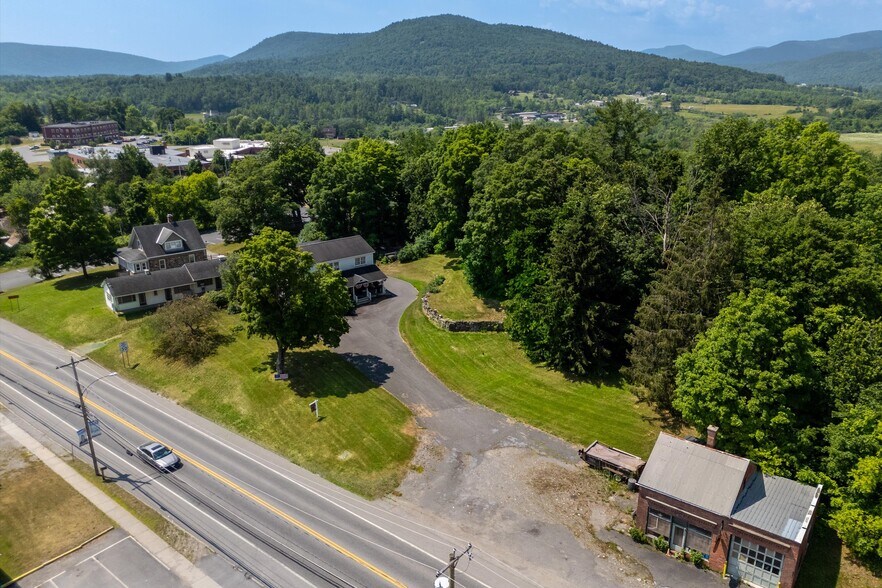 More Photos Of 1053 Wicker St, Ticonderoga Multifamily For Sale