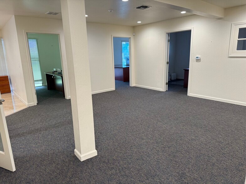More Photos Of 1105 Water St, Santa Cruz Office For Lease