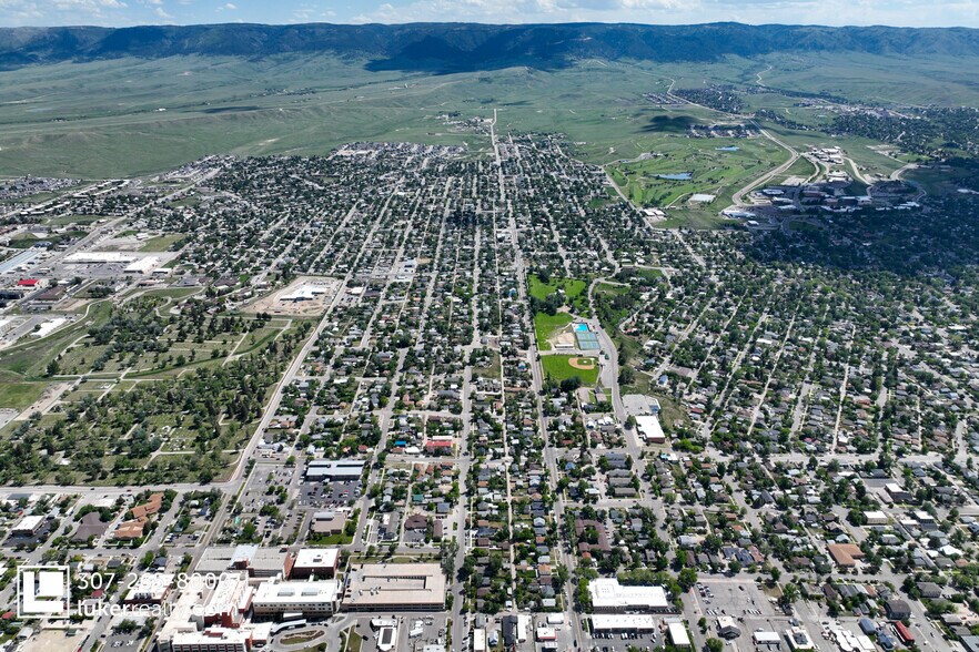 More Photos Of 940 E 3rd St, Casper Medical For Sale