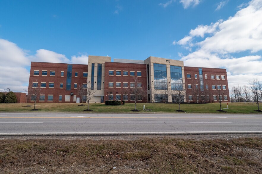 More Photos Of 170 Taylor Station Rd, Columbus Medical For Lease