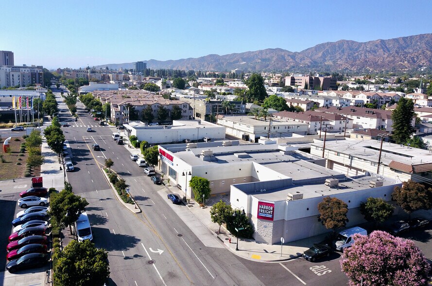 More Photos Of 810-822 S San Fernando Blvd, Burbank Freestanding For Sale