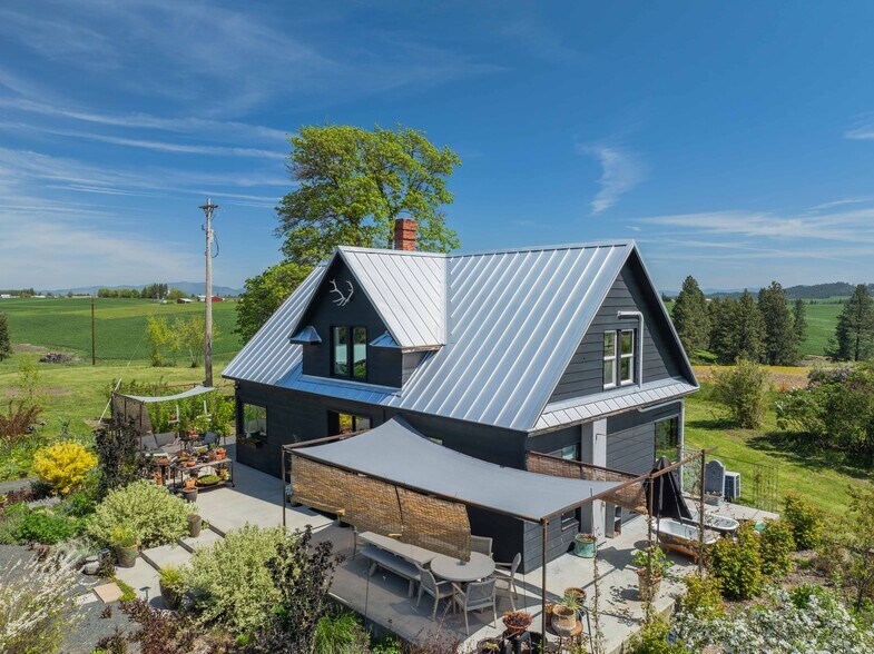 More Photos Of 1611 Little Bear Ridge Rd, Troy Specialty For Sale