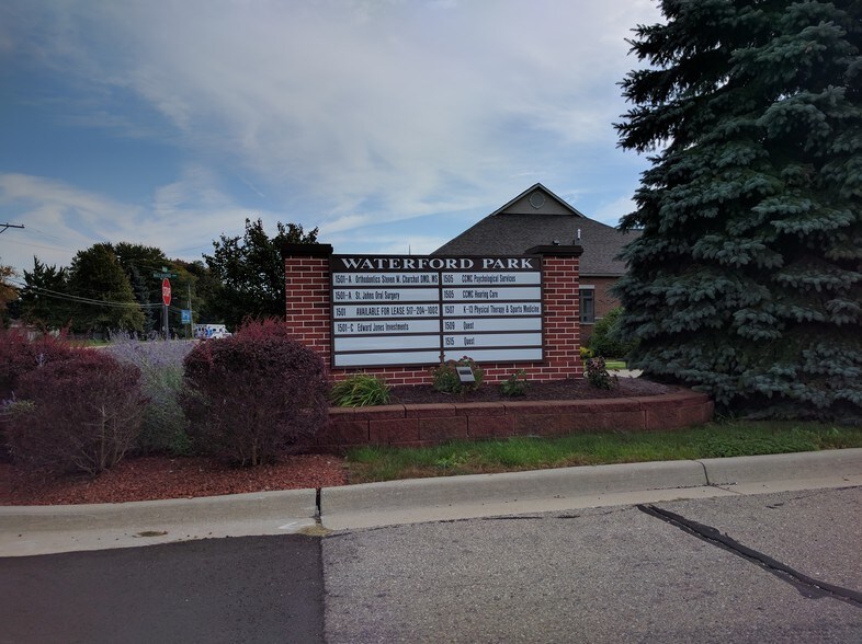 More Photos Of 1501 Waterford Pky, Saint Johns Medical For Lease