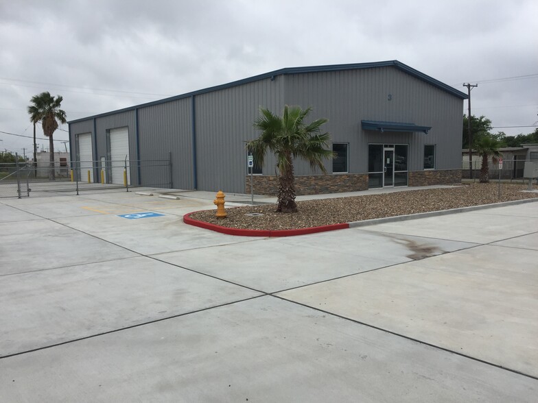 More Photos Of 8233 Leopard St, Corpus Christi Unknown For Lease