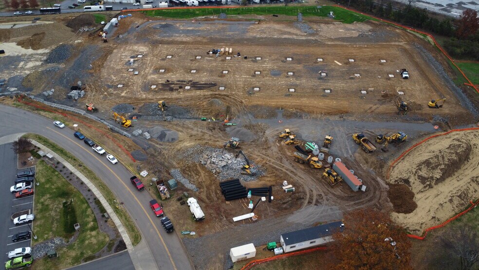 More Photos Of 230 Innovation Way, Hendersonville Warehouse For Sale