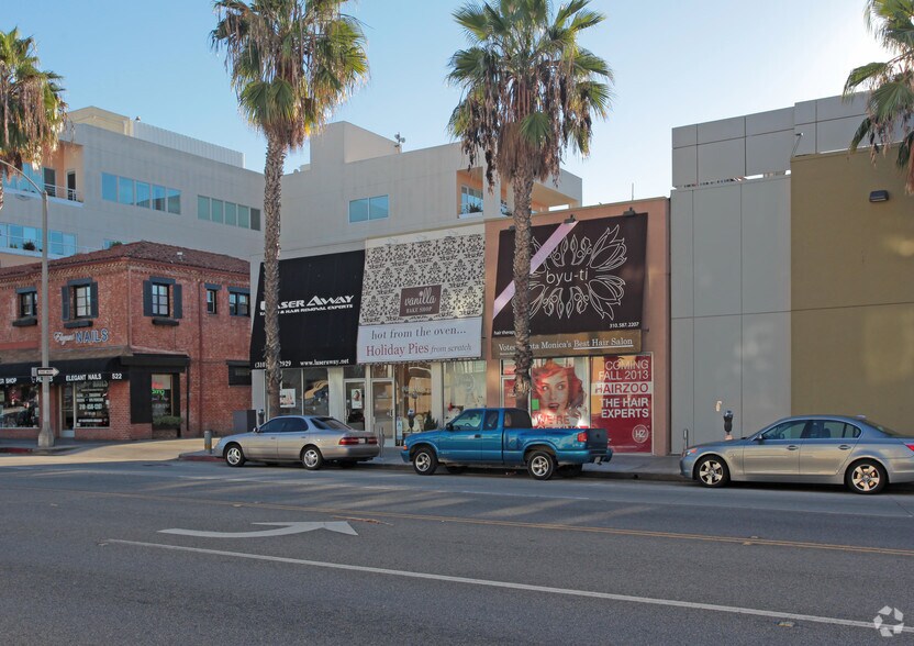 More Photos Of 510-514 Wilshire Blvd, Santa Monica Storefront For Lease