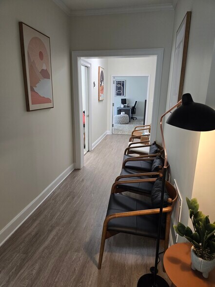 More Photos Of 110 Samaritan Dr, Cumming Medical For Sale