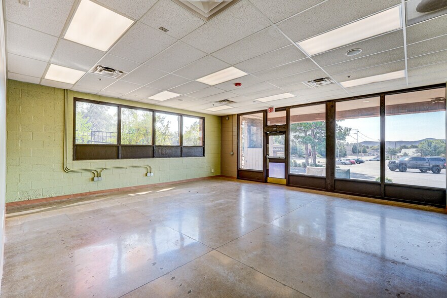 More Photos Of 1365-1385 Iron Springs Rd, Prescott Unknown For Lease