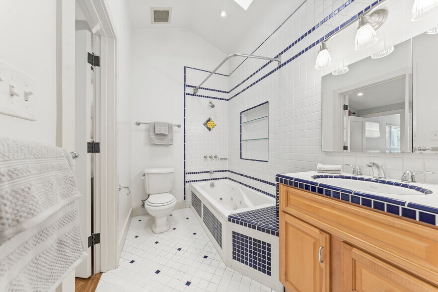 More Photos Of 607 Ashland, Santa Monica Multifamily For Sale