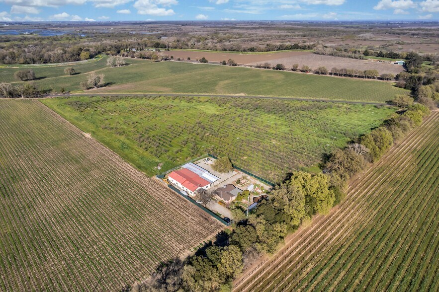 More Photos Of 9503 Barber Rd, Galt Land For Sale