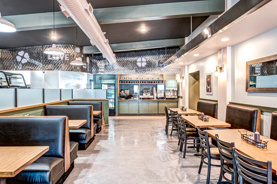 22 Jordan St, Skaneateles, NY 13152 Storefront Retail Office For Sale