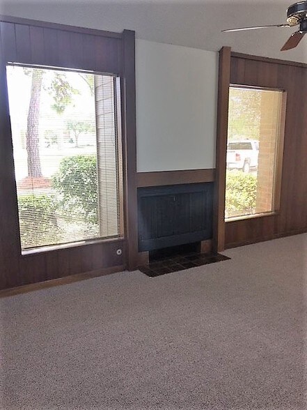 More Photos Of 11715 Bricksome Ave, Baton Rouge Office For Sale