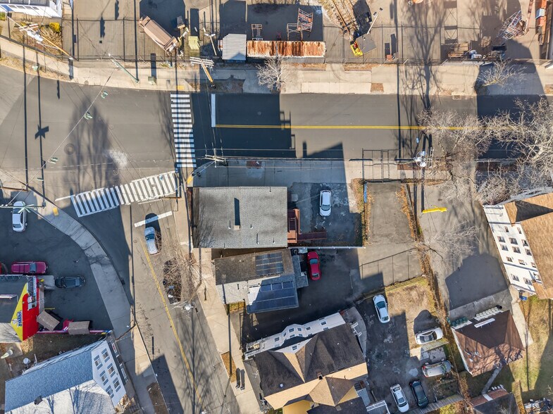 More Photos Of 223 Farren Ave, New Haven Storefront Retail Residential For Sale