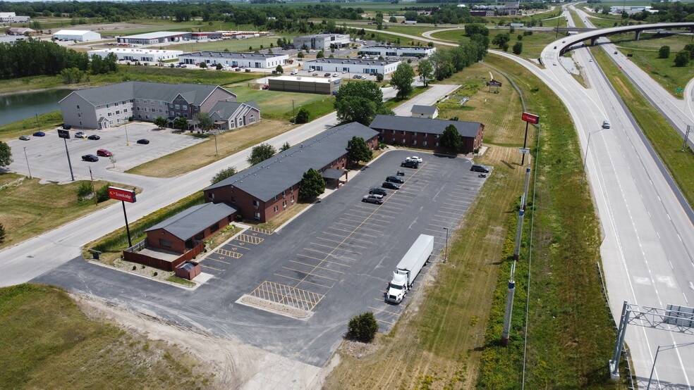 More Photos Of 2600 SE 16th St, Ames Hotel For Sale