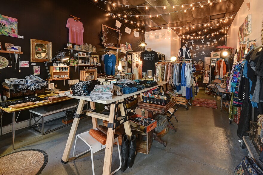 More Photos Of 201-213 N Laura St, Jacksonville Office For Lease