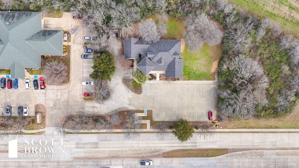 More Photos Of 3303 Colorado Blvd, Denton Medical For Lease